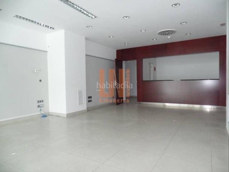 Foto 5ee98511-342b-4b3b-adda-035bd4a3e255. Miete geschäftsraum in ronda de outeiro 129 in Os Mallos Coruña (A)