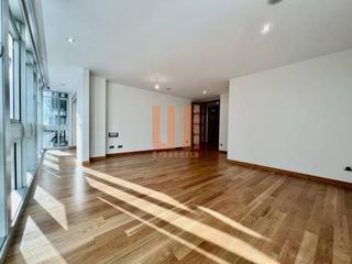 Lloguer Pis  Rúa sinfónica de galicia. Piso en palacio de la ópera, seminuevo, 3 dormitorios, garaje y
