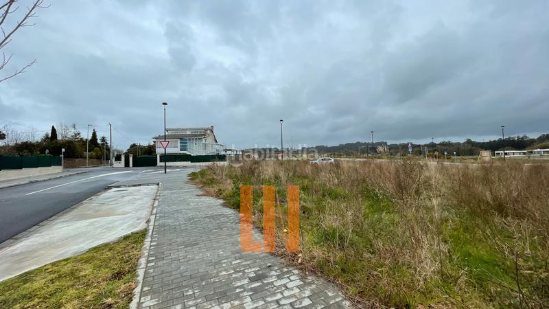 Foto b4be5a11-027a-488d-aa85-4a8379045001. Terreno residencial parcela urbana de 630m² con todos los suministros. en Oleiros