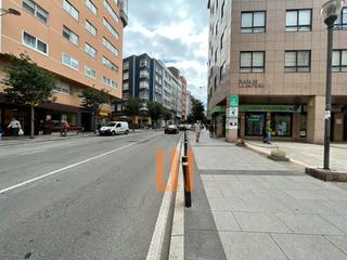 Location Local commercial à Rúa pintor seijo rubio 15. 78m² de local comercial en plaza de la gaiteira.
