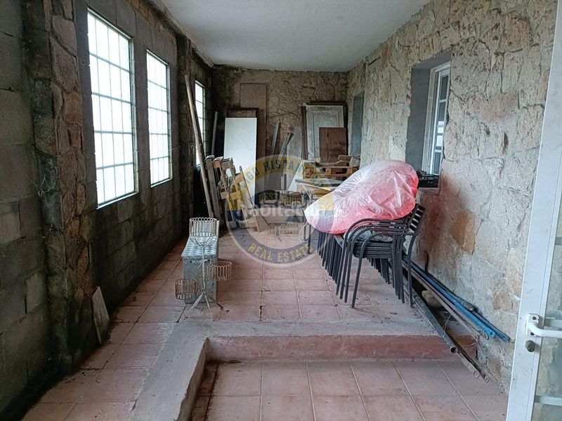 Foto 1a9769d1-71a0-429b-8bf8-3fd1be63a6ee. Masia amb aparcament piscina a Valadares - Beade Vigo