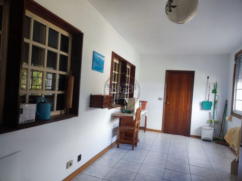 Foto 2728d06c-b9bd-4ae1-88c4-d765d9bf2771. Masia amb aparcament piscina a Valadares - Beade Vigo