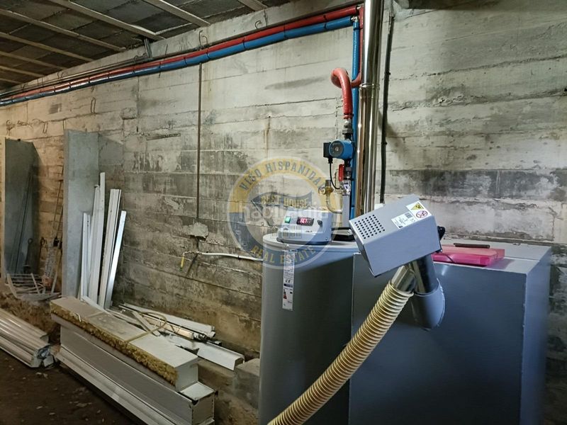 Foto c2f6a135-2e07-4d5f-b13e-858051a3a673. Masia amb aparcament piscina a Valadares - Beade Vigo