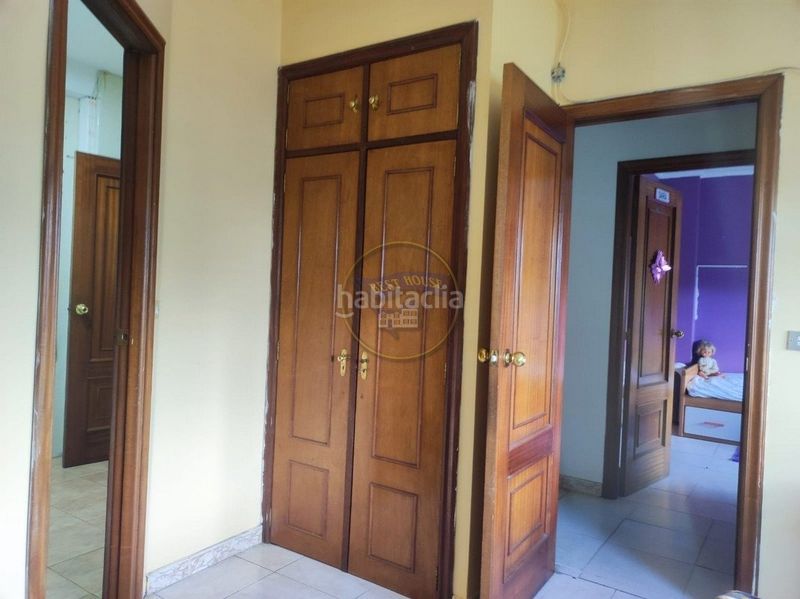 Foto e005f96f-76b1-4c88-a93d-9e8f12a894b1. Masia amb aparcament piscina a Valadares - Beade Vigo