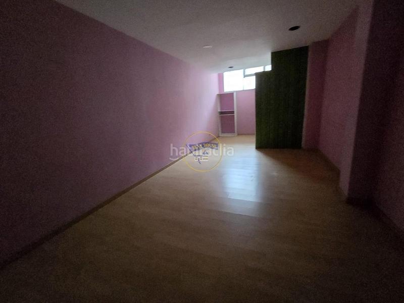 Foto da3d6d0e-27a5-473b-a615-2466a7ac25e1. Local comercial amplio local comercial en zona de paso en Vigo