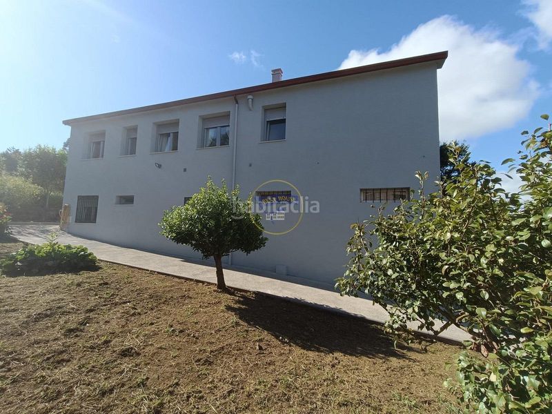 Foto 27f9041c-893a-4ca9-b1d0-36f8620a4848. Casa amb aparcament a Cabral - Candeán Vigo