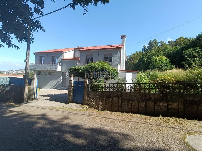 Foto db6b3725-1920-4504-a24a-2271a654d2a1. Casa amb aparcament a Cabral - Candeán Vigo