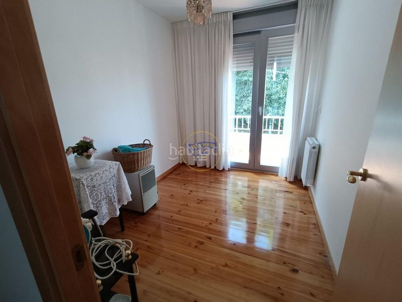 Foto db9e38ef-7d5e-4678-9424-f08620c5ce86. Casa amb aparcament a Cabral - Candeán Vigo