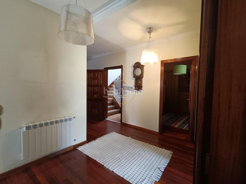 Foto 43468cc2-a891-4553-83e5-23222bfa028d. Haus mit heizung parking in Teis Vigo