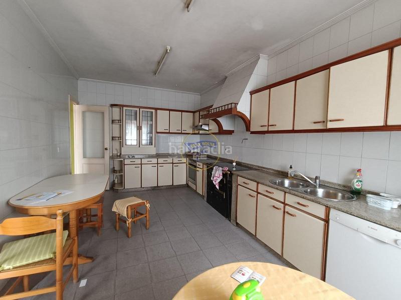 Foto 9402667c-2b99-44fc-ba74-9ca207b96a28. Haus mit heizung parking in Teis Vigo