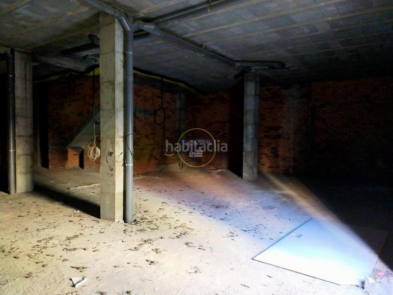 Foto 6e73fd03-1832-46d2-8879-b6da9ffef182. Locale commerciale in O Castro Vigo