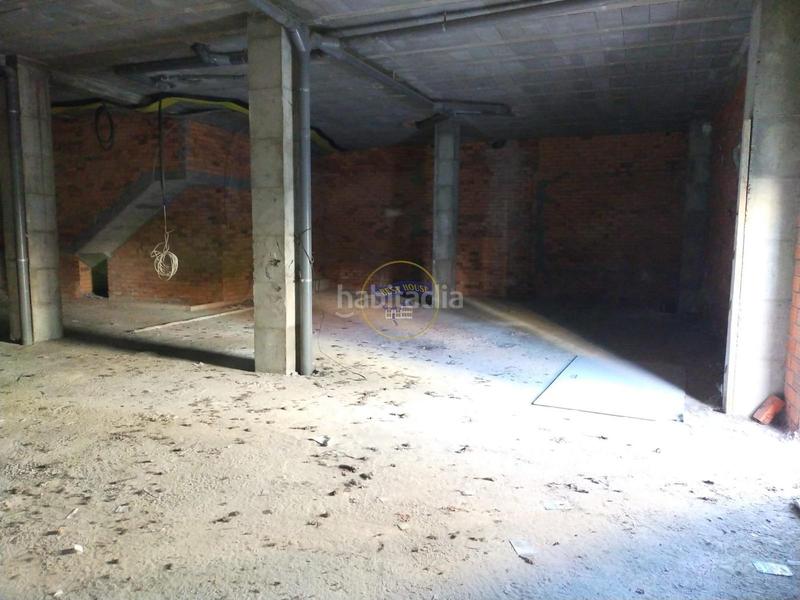 Foto 84e097eb-c117-4ffe-9866-089eff73b840. Locale commerciale in O Castro Vigo