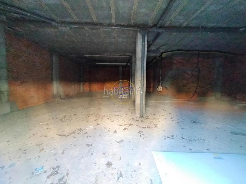 Foto d1551811-a818-418d-9ab3-ed015bbc26fc. Locale commerciale in O Castro Vigo