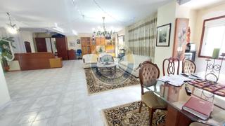 Etagenwohnung in Travesía de Vigo - San Xoán