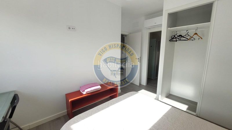 Foto b135bc75-d39f-43f4-9f5b-c90d39501b5f. Planta baixa a Lavadores Vigo