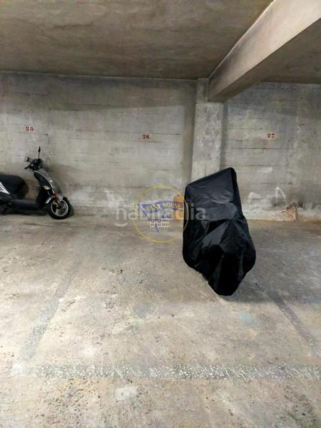 Foto 456694de-a35e-47ad-bd1b-d5423c86654b. Parking coche plaza de garaje zona povisa en O Castro Vigo