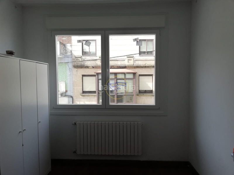 Foto b8c77ec8-01ee-4ada-9e5e-18511a857ad9. Casa amb aparcament a travesía de Vigo - san xoán Vigo