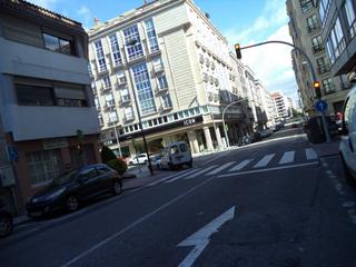 Location Local commercial  Avenida hispanidade. Local comercial de 110 m2 en hispanidad, próximo a la rotonda