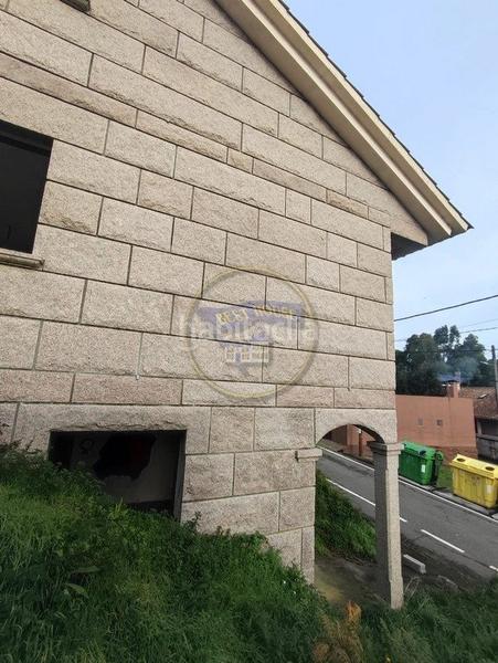 Foto 6ec639e2-17d3-4e69-bb11-ef4e8c6ca395. Masia amb aparcament a Valadares - Beade Vigo