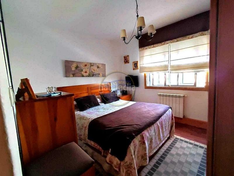 Foto 43fcce98-b38a-4acd-b5d8-ca93de7f32e4. Maison jumelée avec chauffage parking dans Comesaña - Matamá Vigo