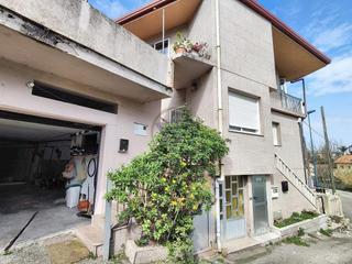 Maison jumelée à Comesaña - Matamá. Adosado en matamá de 3 dormitorios