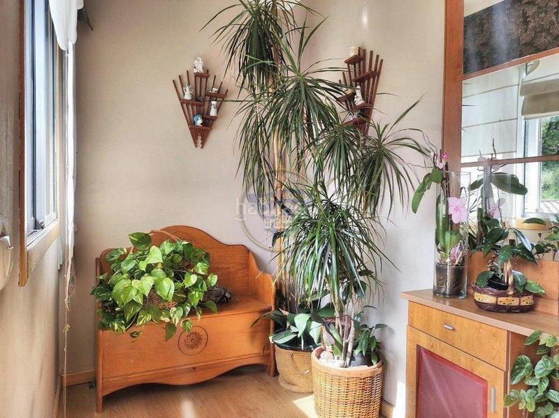 Foto 7c0511b7-d2a4-4af1-984e-55af18fccd09. Maison jumelée avec chauffage parking dans Comesaña - Matamá Vigo