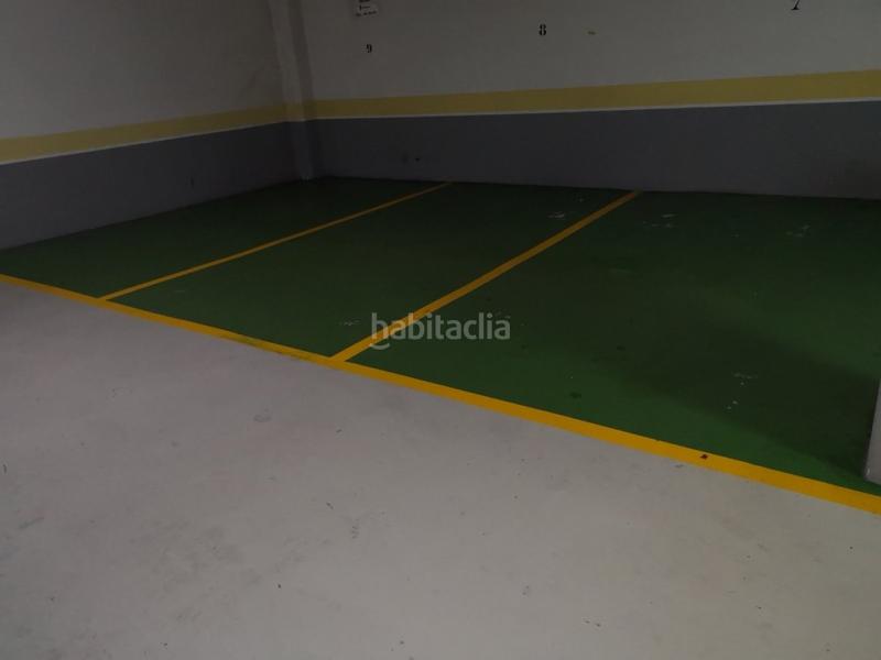 Foto 6a0c151c-268e-44b4-be08-2b7769e15971. Aparcament cotxe a O Castro Vigo