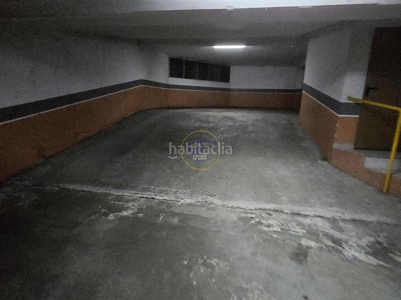 Foto 89d80d5c-b5b7-408e-85d0-0f38f6e796bf. Parking coche plaza de garaje cómoda detrás de povisa en Vigo