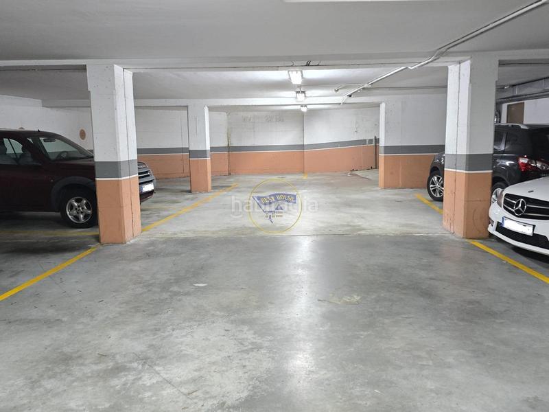 Foto 9729f9ec-4f37-4990-8a76-8bf66b9a856f. Parking coche plaza de garaje cómoda detrás de povisa en Vigo