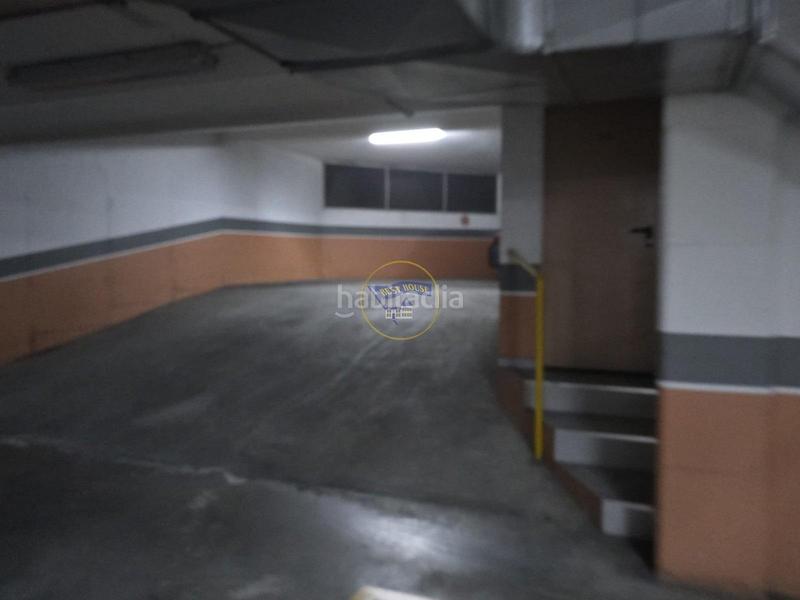 Foto d44d60a7-2f3b-4d61-9d5f-918d6b567ab0. Parking coche plaza de garaje cómoda detrás de povisa en Vigo