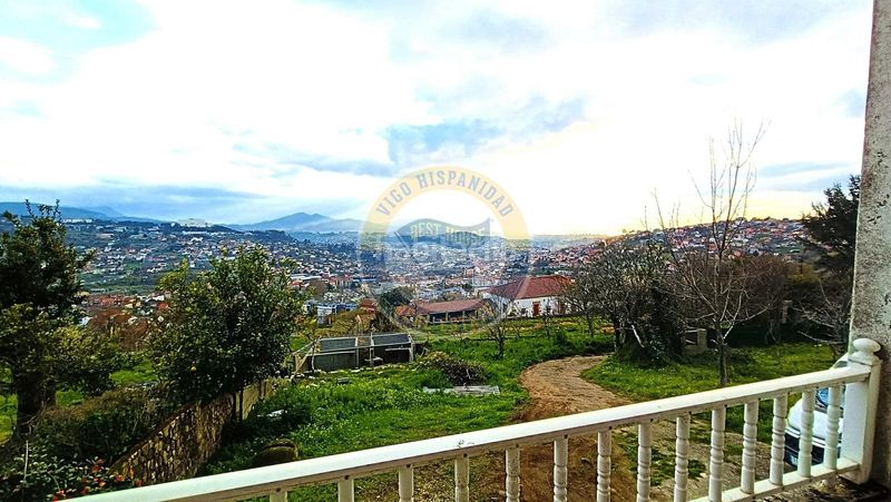 Foto bb314c9f-9389-4795-827a-ff2bd77df9f3. Casa amb calefacció aparcament a Cabral - Candeán Vigo