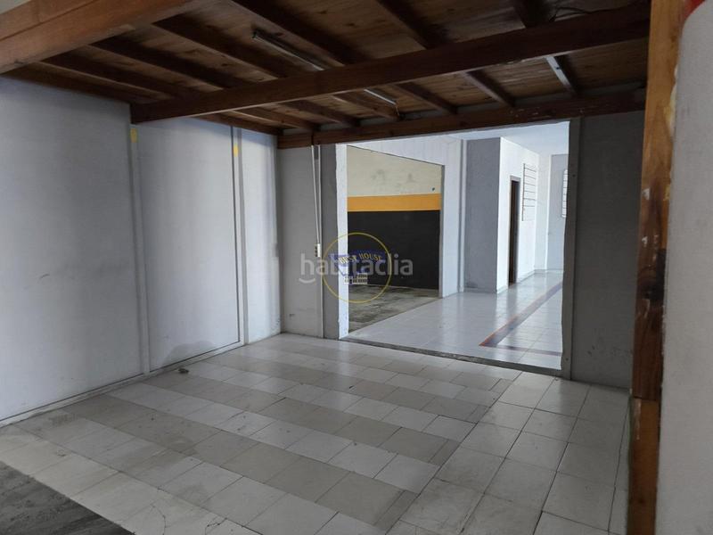 Foto 18fc2a1e-c7b5-419b-962d-00dd2762873d. Alquiler local comercial  con entrada de vehículos en Vigo