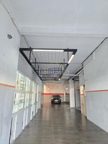 Foto 1e9b7abf-5caa-46cd-a14e-9c0d4100d90d. Alquiler local comercial  con entrada de vehículos en Vigo