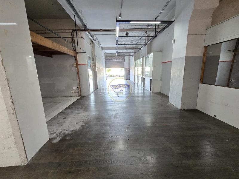 Foto 81900e8c-a848-491c-8589-fdfbe0efc78c. Lloguer local comercial a Fátima Vigo