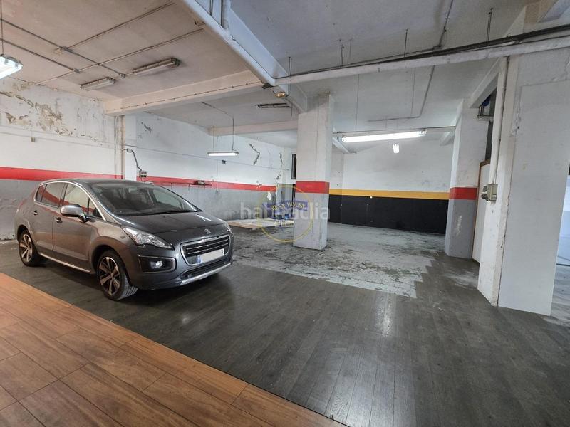 Foto c787fd79-092a-4586-a076-4c4fe71160bf. Lloguer local comercial a Fátima Vigo