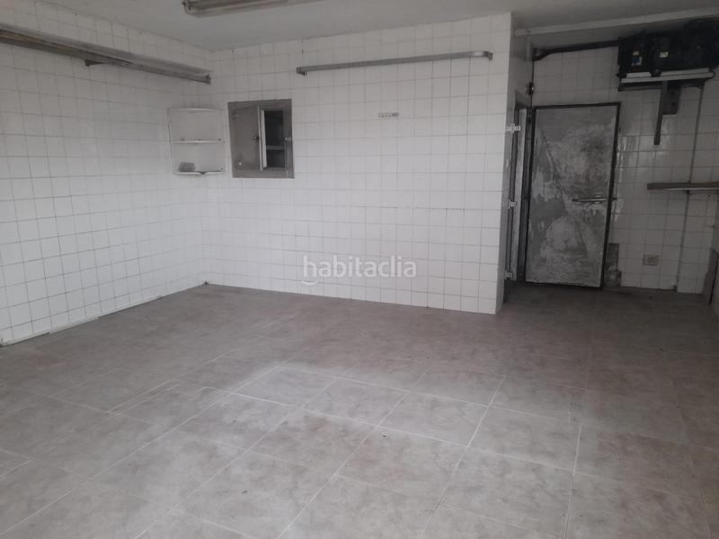 Foto 75ec3fc5-59b7-463a-b364-2c3293f0461b. Lloguer local comercial a Alcabre Vigo