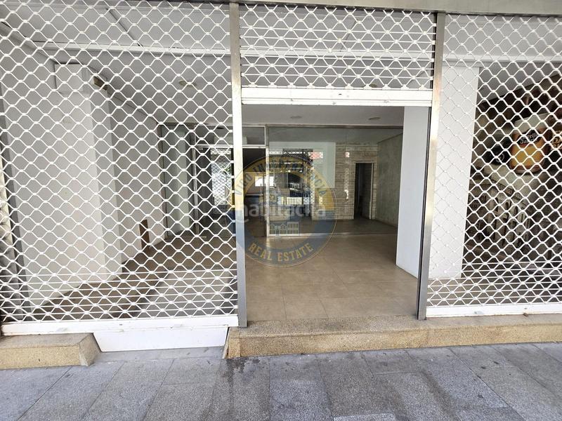 Foto cfb31119-5336-40c2-af40-1173a6d8e490. Location local commercial dans Camelias - Pi y Margall Vigo
