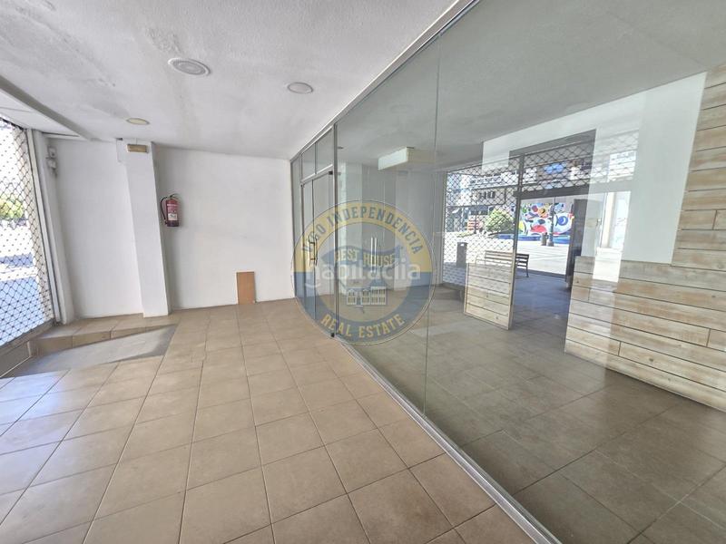 Foto 27ffa3a5-aa4a-4cf3-998f-e239c829b2e5. Rent business premise in Camelias - Pi y Margall Vigo