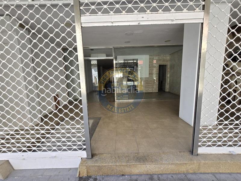 Foto 8b12920c-8f31-4fea-8373-8db286c8b9c7. Rent business premise in Camelias - Pi y Margall Vigo