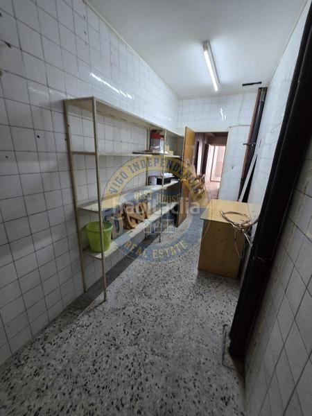 Foto 93fd7360-d3ec-42cf-828e-40c945be94cd. Rent business premise in Camelias - Pi y Margall Vigo