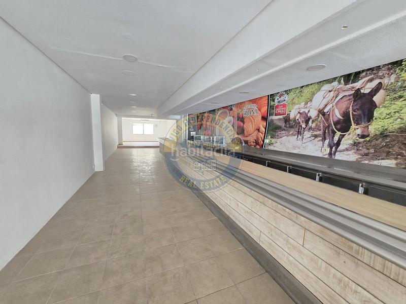 Foto ca74f3d7-2b67-4c1c-a239-34b4d235f854. Rent business premise in Camelias - Pi y Margall Vigo