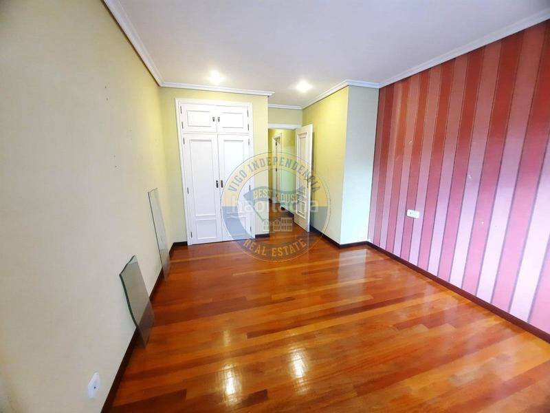 Foto 114d0d4a-c4ec-4d55-9f29-49a1456b5bc1. Appartamento con riscaldamento parcheggio in Centro - Areal Vigo