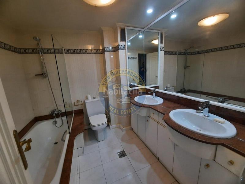 Foto 1e6a9c55-35ff-4388-b743-b9c034dfdc9a. Appartamento con riscaldamento parcheggio in Centro - Areal Vigo