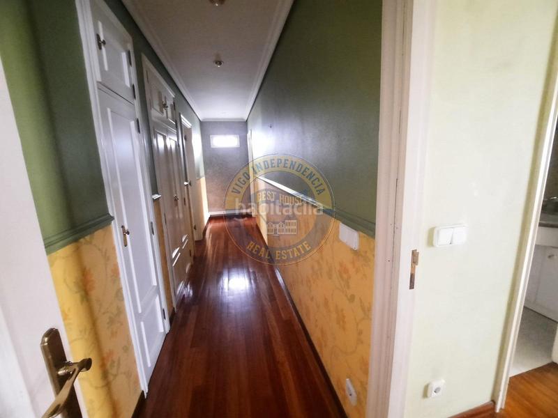 Foto 3b823800-38e4-490b-ab43-ec82e0375ba5. Appartamento con riscaldamento parcheggio in Centro - Areal Vigo