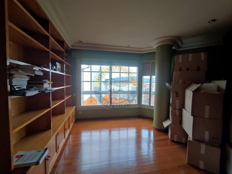 Foto c76185d8-ee6b-4b59-a3e8-52eb97d17df4. Appartamento con riscaldamento parcheggio in Centro - Areal Vigo