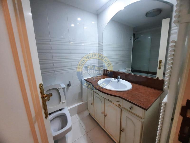 Foto ccdc9f4a-b0d1-49f0-9189-21b5e5c862fd. Appartamento con riscaldamento parcheggio in Centro - Areal Vigo