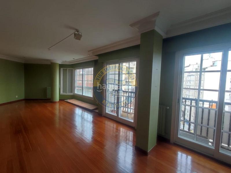 Foto ed9e382f-69e5-495b-8087-52a2a58639cd. Appartamento con riscaldamento parcheggio in Centro - Areal Vigo