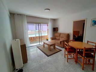 Miete Appartement  Calle llorente. Apartamento amueblado de 1 dormitorio con consumos excepto luz,