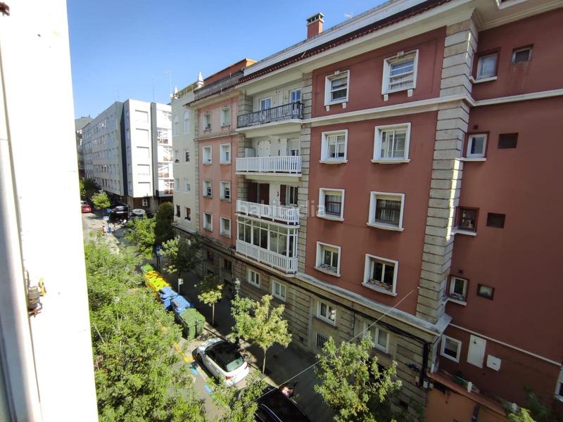 Foto 9859e98c-bcee-4363-9e33-ffaf0550681c. Alquiler piso sólo estudiantes, piso de 4 dormitorios amueblado próximo Plaza Independencia en Vigo