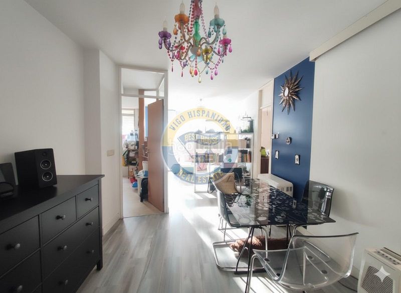 Foto 1e857c73-db4d-486f-83a2-6d20af0c5c18. Apartament amb calefacció a Teis Vigo